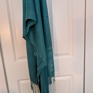 Pashmina shawl in teal blue
